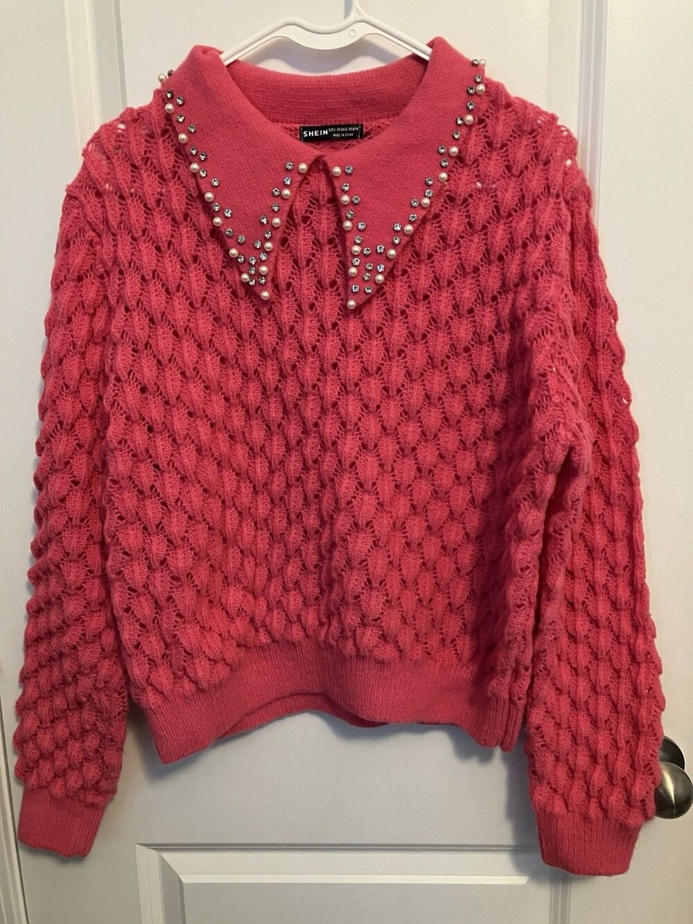 Shein Sweater Open Knit hot pink diamond & pearl collar womens size 8/10